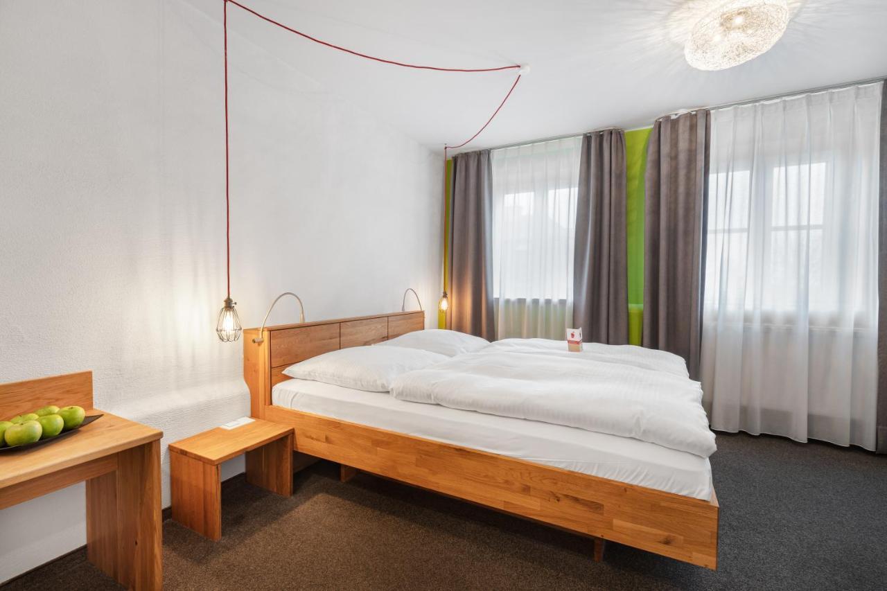 Schieners Hotel & Apfelhof Apartments Wemding Экстерьер фото
